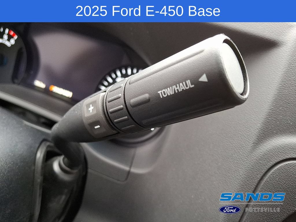 New 2025 Ford E-450 and Econoline 450 Super Duty w/ Driver's Safety Package RWD image 9