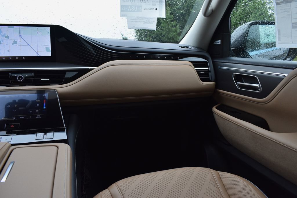 New 2026 INFINITI QX80 Luxe w/ Cargo Package image 15
