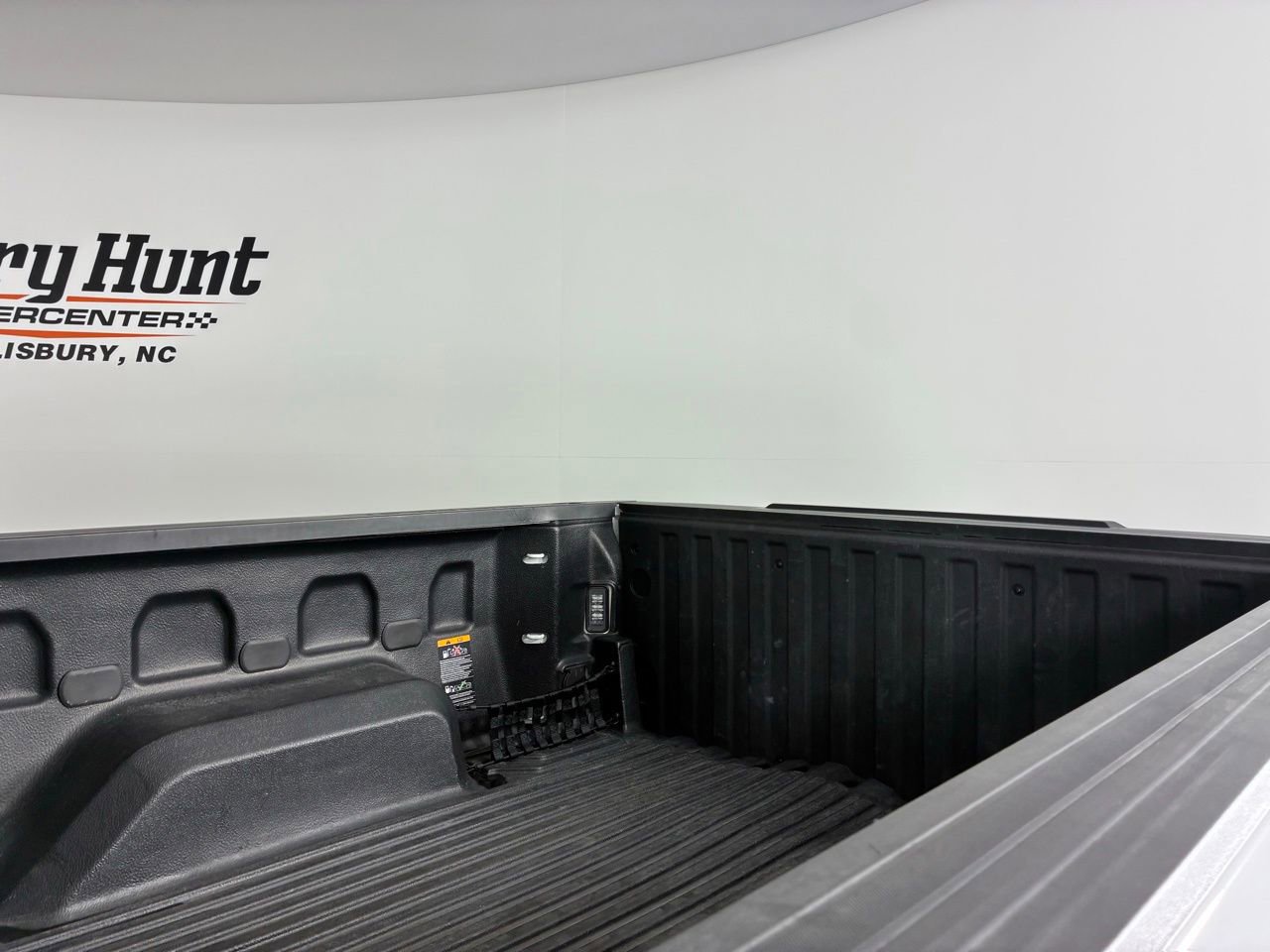 Used 2023 Chevrolet Silverado 1500 LT image 27