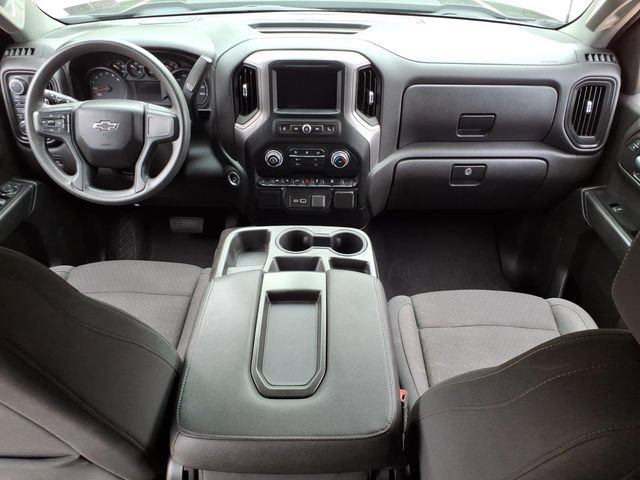 Used 2022 Chevrolet Silverado 1500 Custom Trail Boss w/ LPO, Dark Essentials Package AWD/4WD image 11