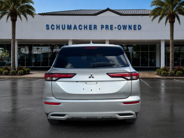 Used 2023 Mitsubishi Outlander SE AWD/4WD image 6