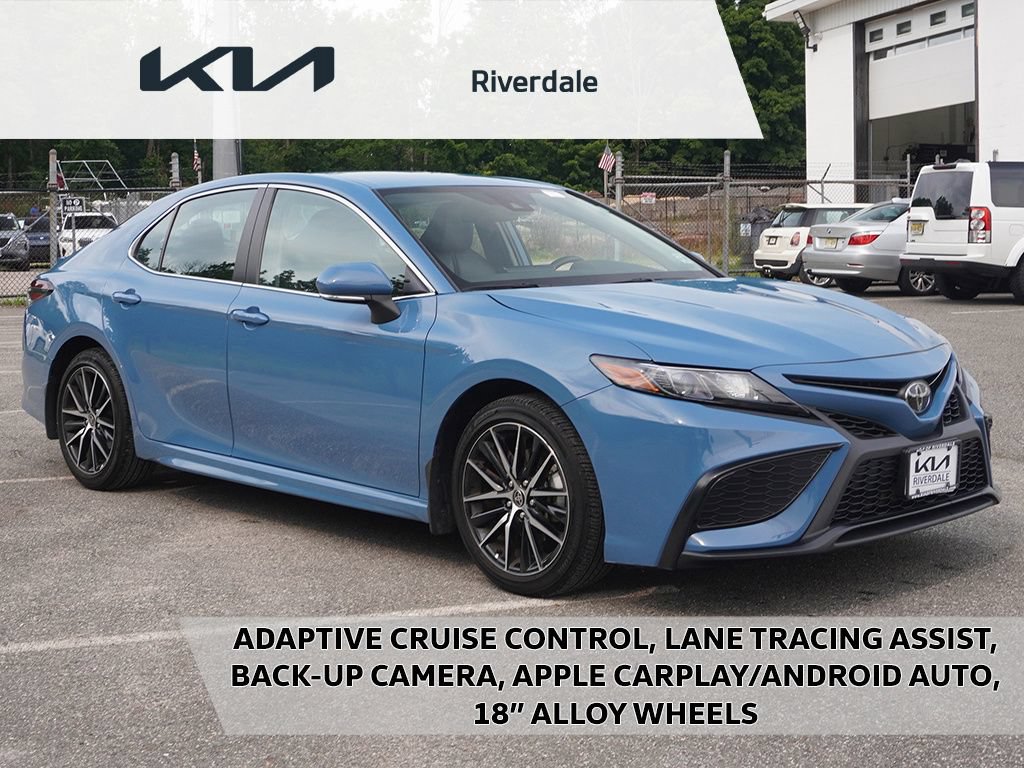 Used 2024 Toyota Camry SE