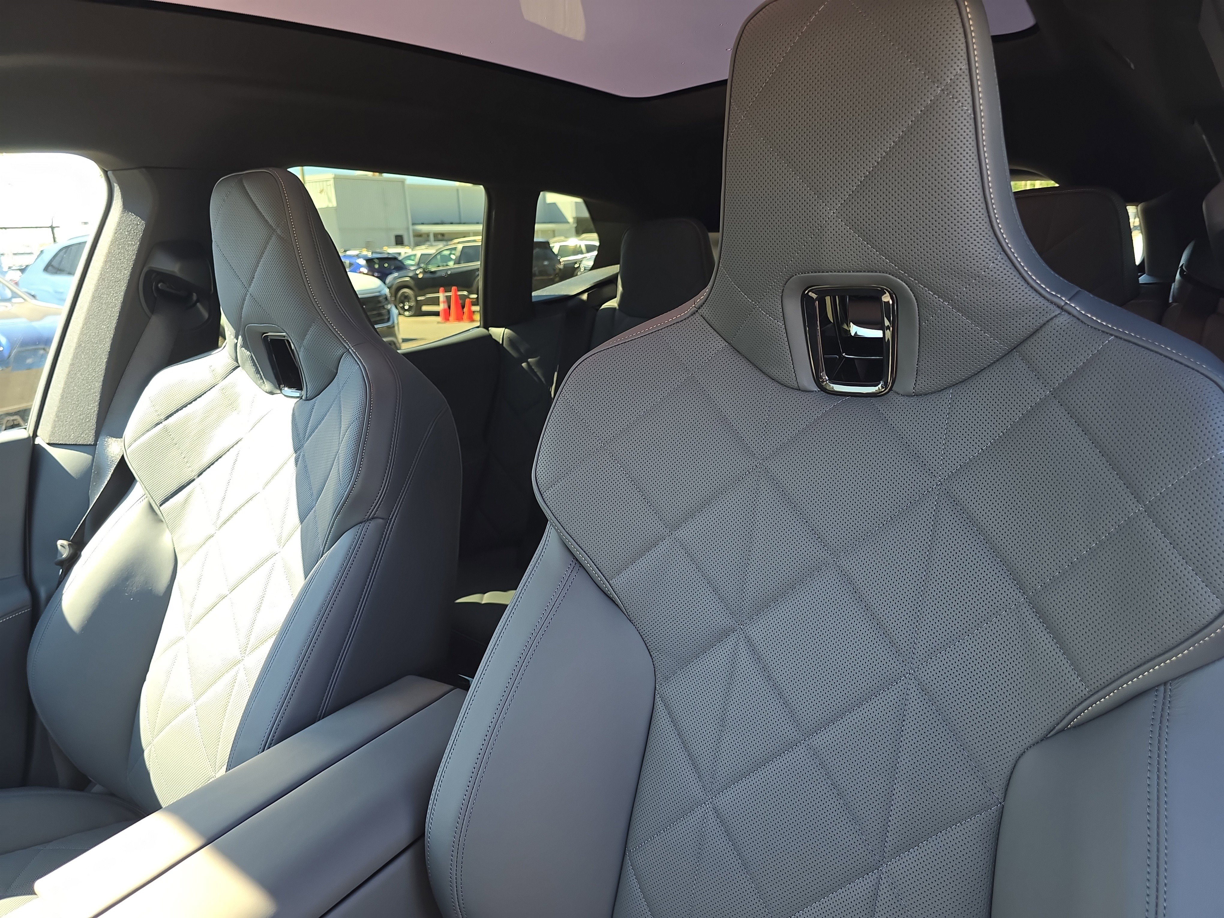New 2026 BMW iX xDrive60 w/ M Sport Package image 22
