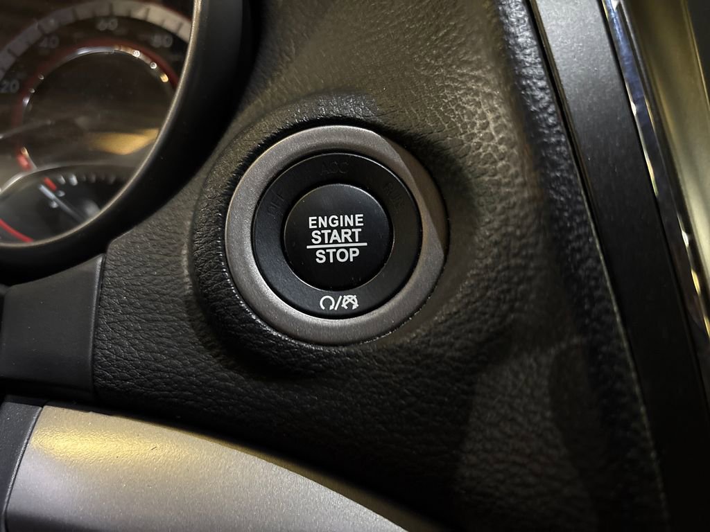 Used 2018 Dodge Journey Crossroad image 33