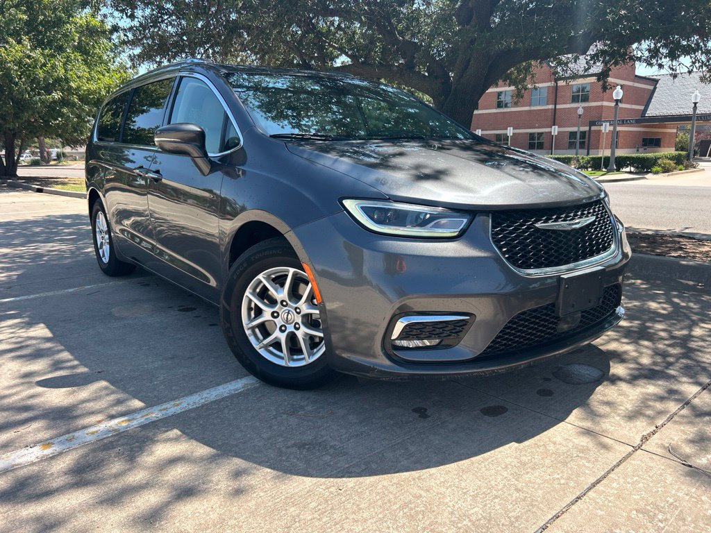 Used 2021 Chrysler Pacifica Touring-L