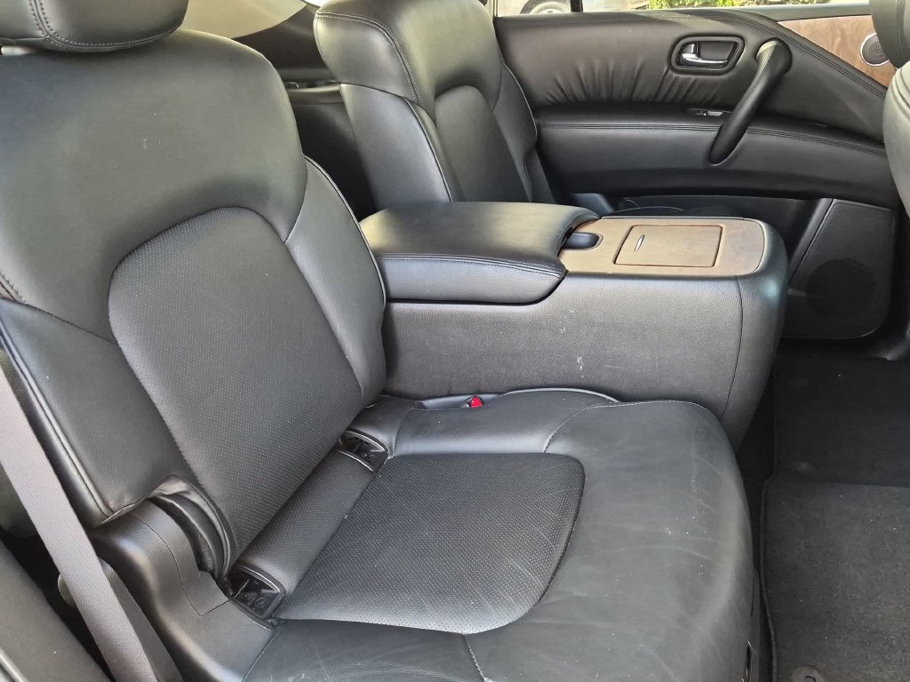 Used 2024 Nissan Armada SL w/ Captain's Chairs Package AWD/4WD image 33