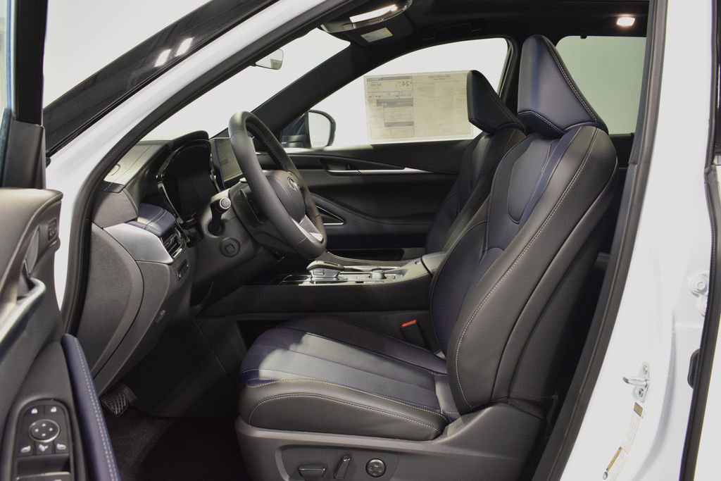 New 2026 INFINITI QX60 Sport w/ Dark Cargo Package image 10