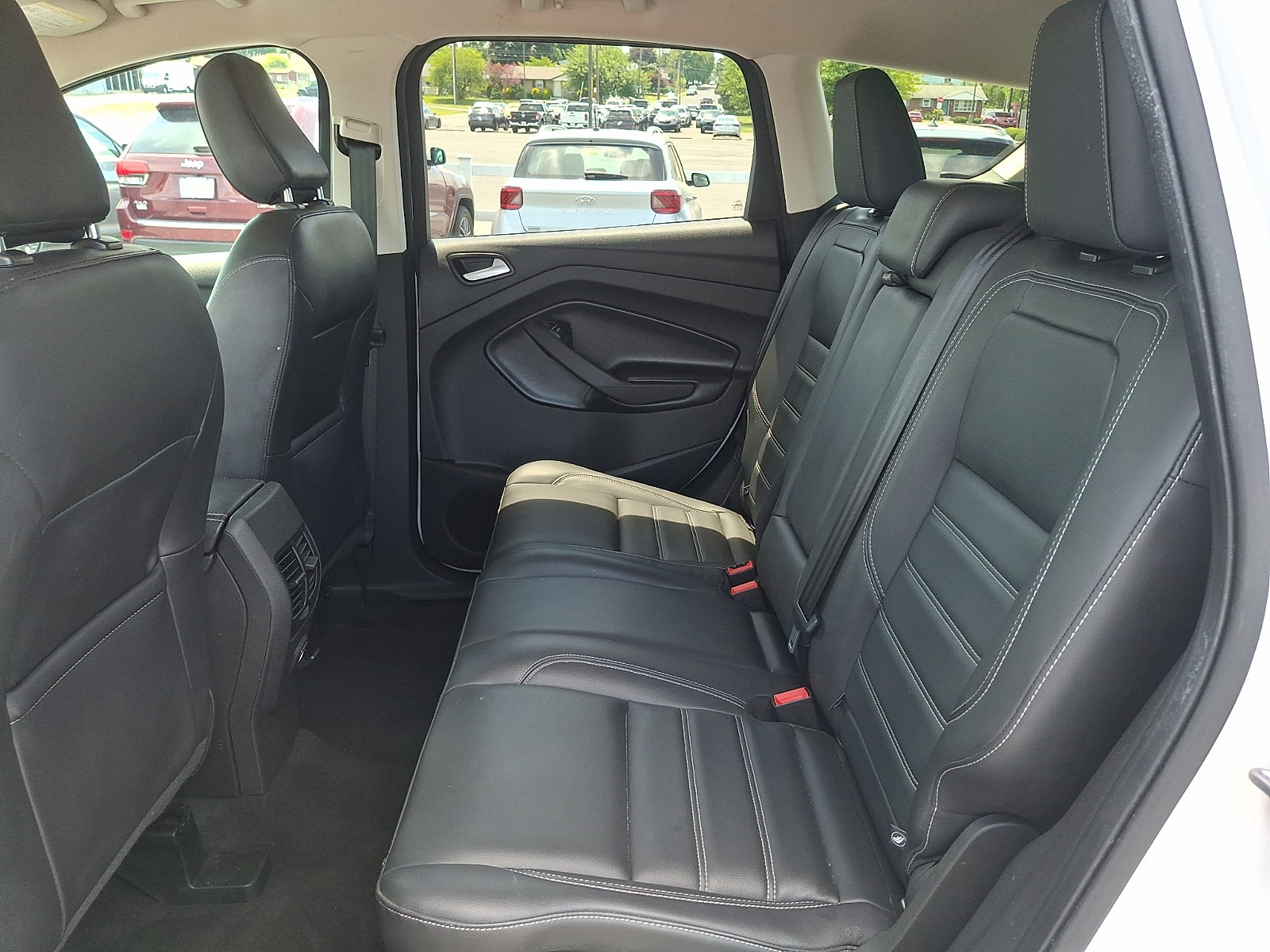 Used 2019 Ford Escape SEL AWD/4WD image 10