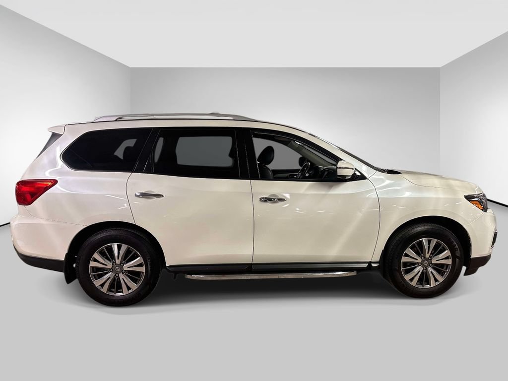 Used 2020 Nissan Pathfinder SL w/ Cargo Package AWD/4WD image 3