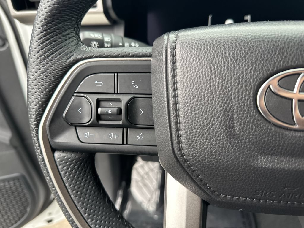 Certified 2024 Toyota Tacoma TRD Sport w/ TRD Sport Upgrade Package AWD/4WD image 19