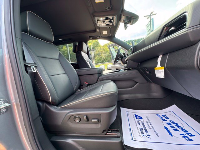 New 2026 Chevrolet Suburban Premier AWD/4WD image 22