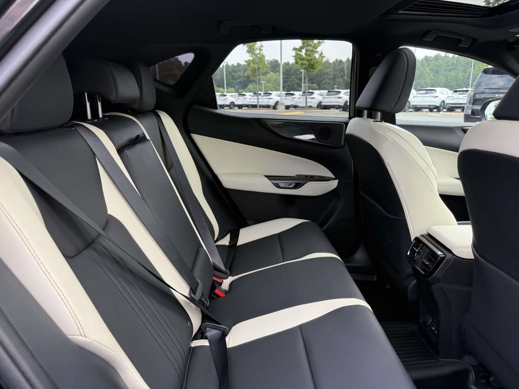 Used 2024 Lexus NX 350h AWD image 16