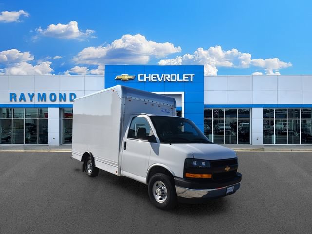 New 2026 Chevrolet Express 3500 w/ Power Convenience Package