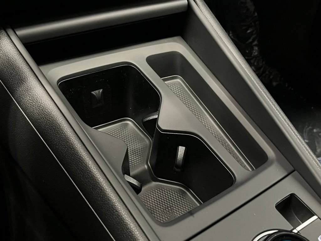 New 2026 Volkswagen Tiguan SE AWD/4WD image 11