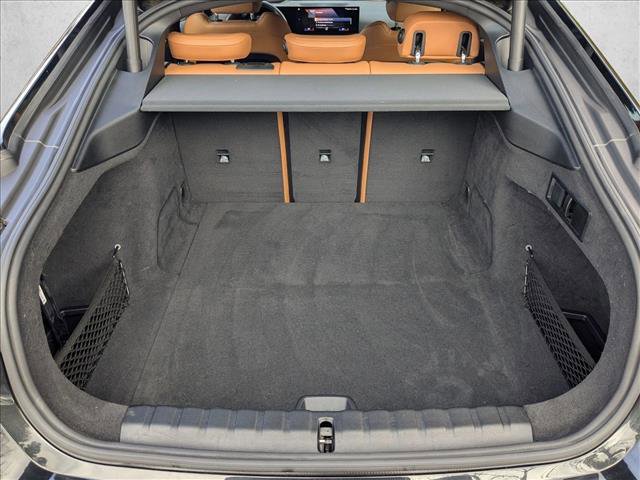 Used 2023 BMW i4 eDrive35 w/ Premium Package image 6