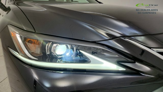 Used 2025 Lexus ES 350 w/ Premium Package FWD image 24