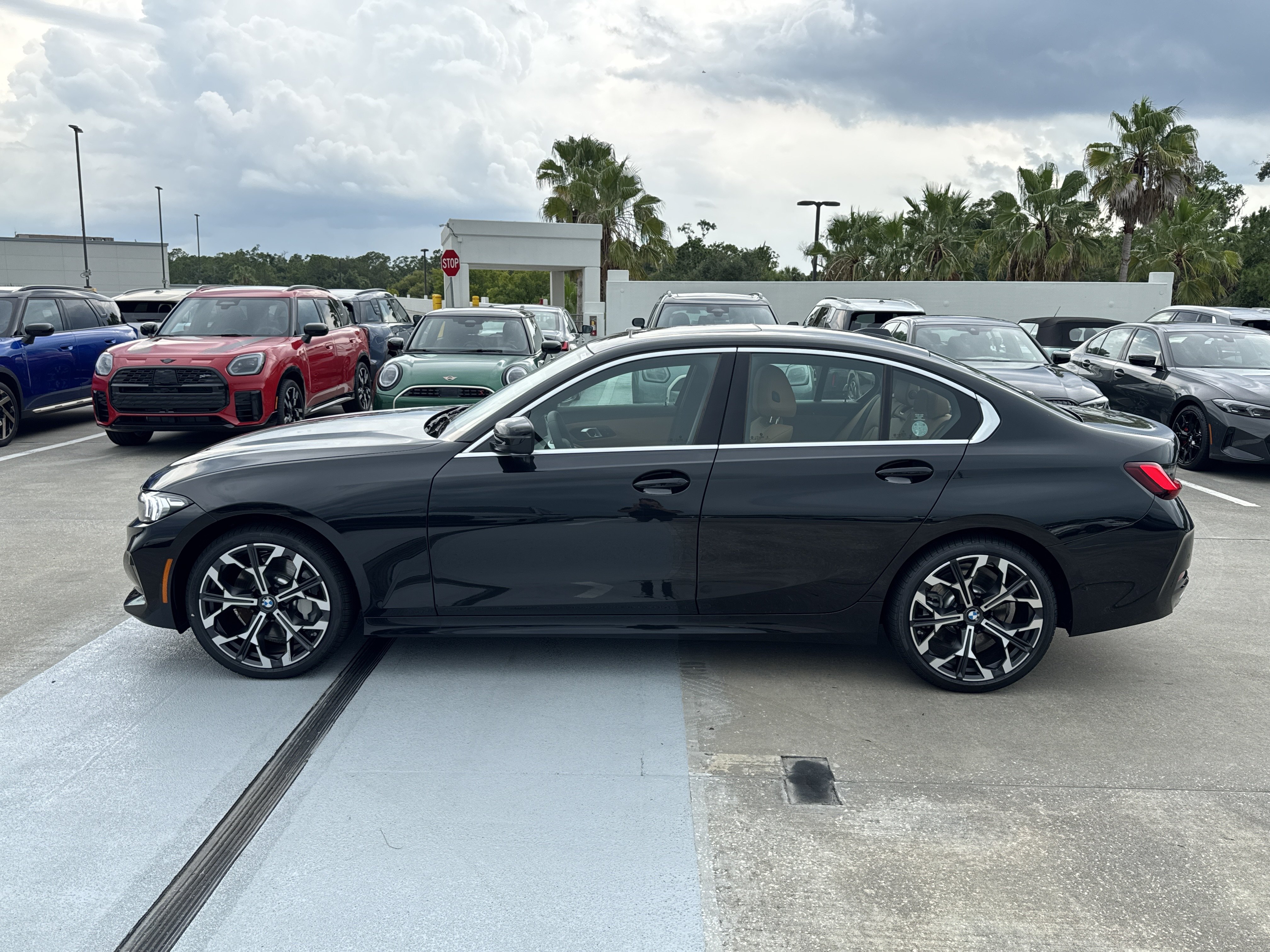 New 2026 BMW 330i Sedan w/ Premium Package RWD image 4