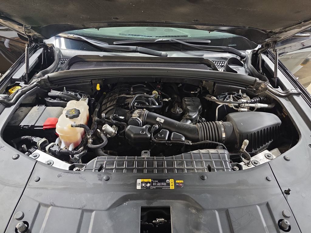 Used 2024 Jeep Grand Cherokee L Limited w/ Luxury Tech Group II image 35