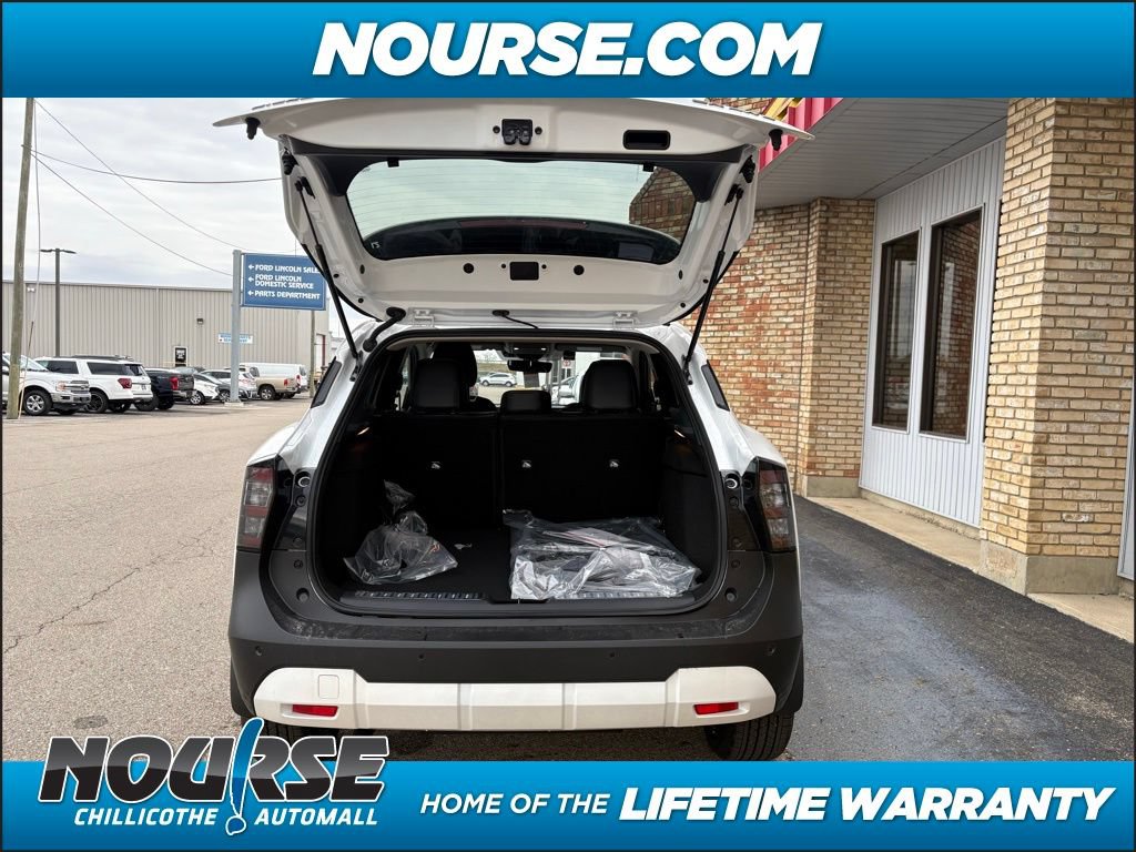 New 2025 Nissan Kicks SR w/ Illumination Package AWD/4WD image 26