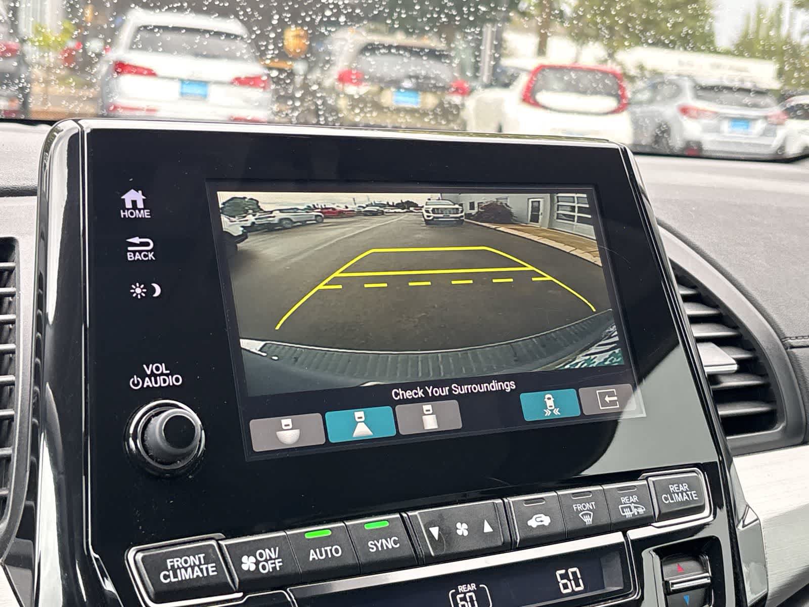 Used 2018 Honda Odyssey Touring image 20