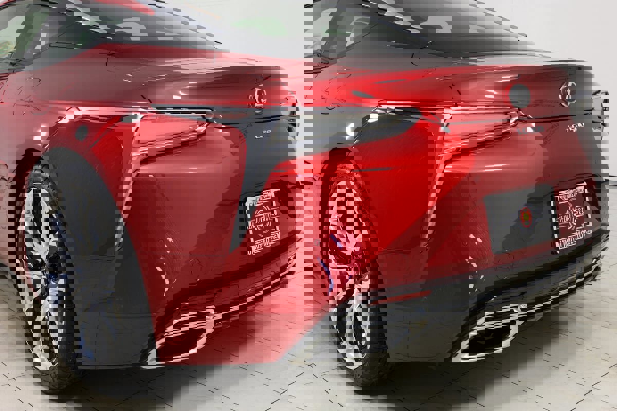 Used 2018 Lexus LC 500 Coupe w/ Performance Package RWD image 46