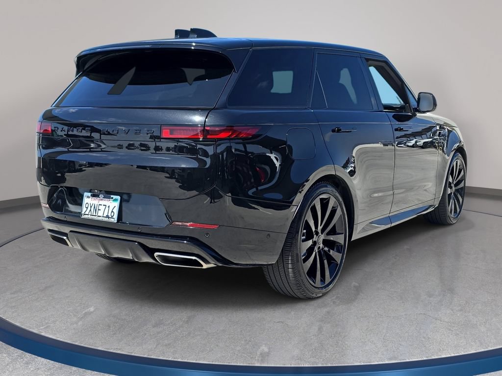 Certified 2026 Land Rover Range Rover Sport Dynamic SE AWD/4WD image 5