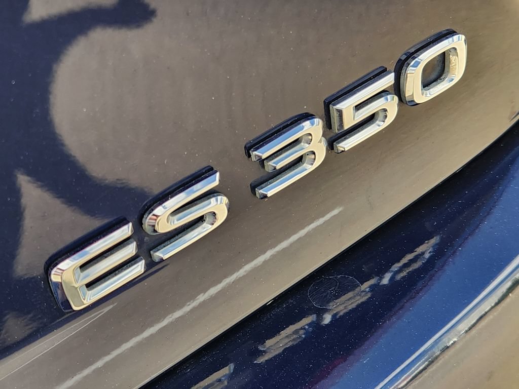 Used 2014 Lexus ES 350 w/ Luxury Package FWD image 12