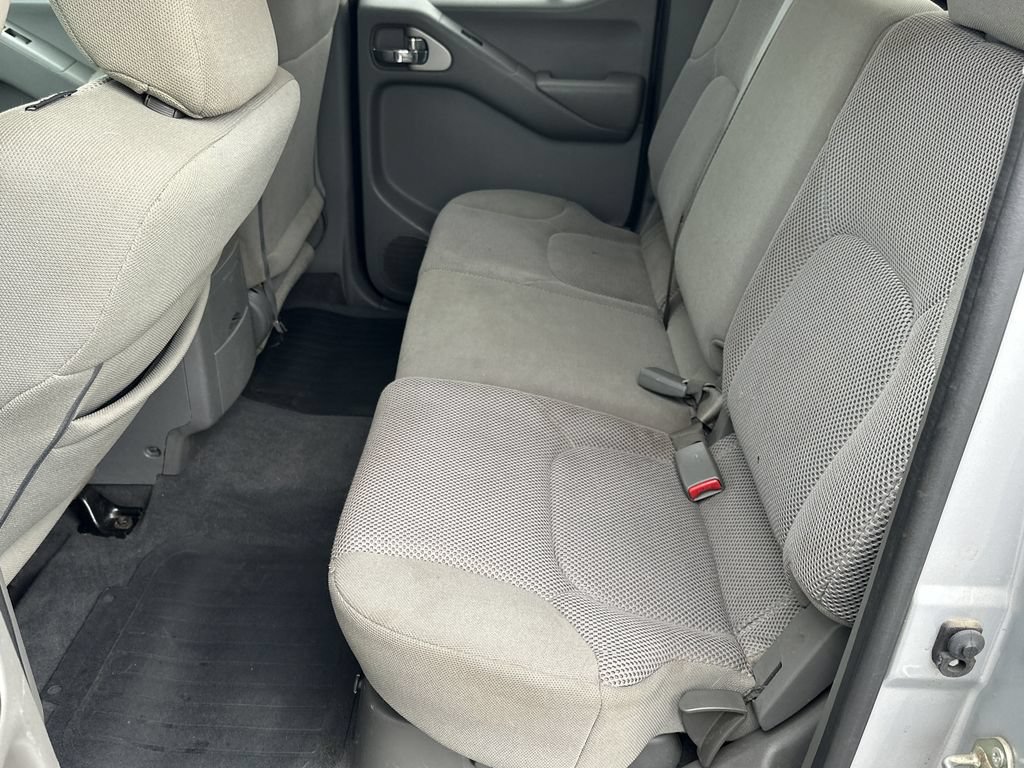 Used 2019 Nissan Frontier SV RWD image 15