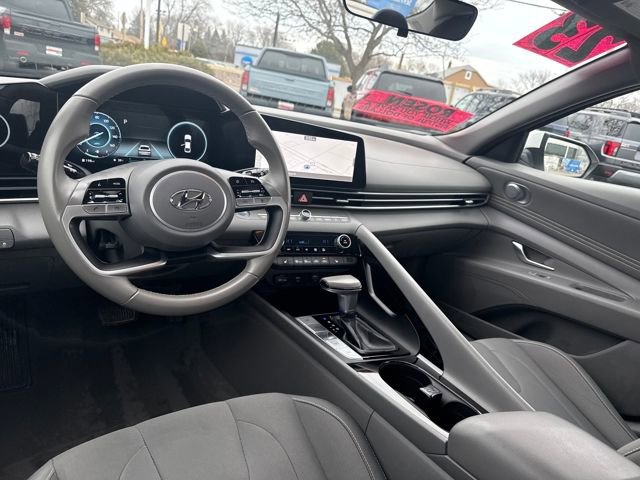 Certified 2023 Hyundai Elantra SEL w/ Convenience Package image 23