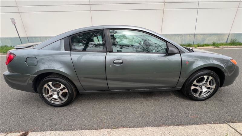 Used 2005 Saturn ION Level 3 w/ Travel Pkg FWD image 12