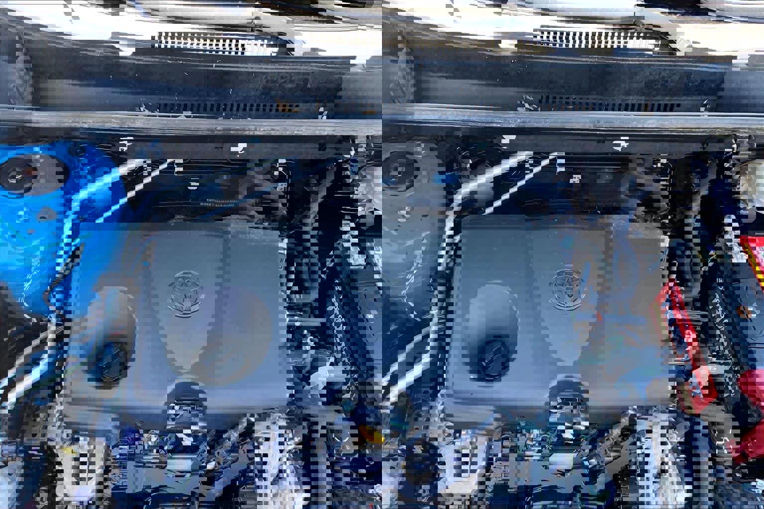 Used 2019 Toyota RAV4 XLE Premium image 31