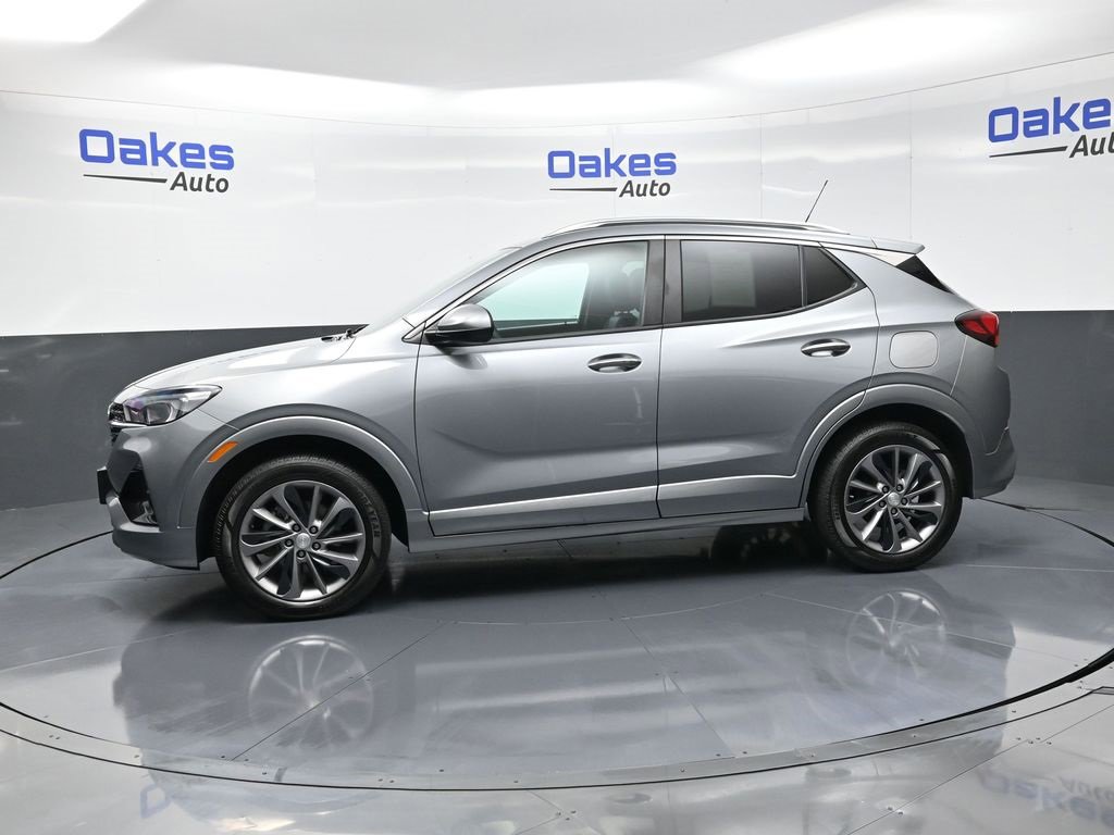 Used 2023 Buick Encore GX Select w/ Sport Touring Package image 4