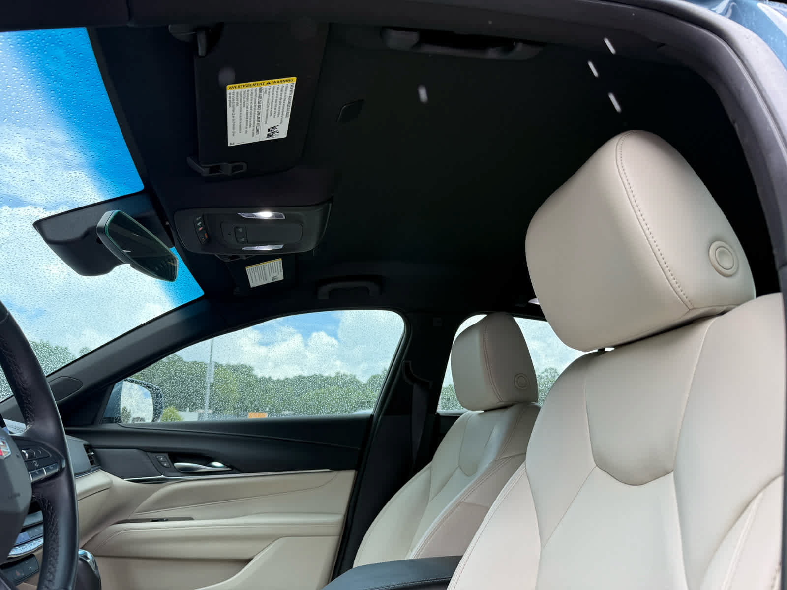 Used 2023 Cadillac CT4 Luxury RWD image 24