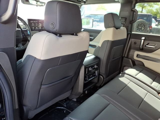 New 2026 GMC Hummer EV SUV AWD/4WD image 16