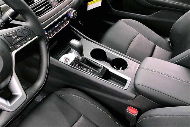 New 2025 Nissan Altima 2.5 SV image 8