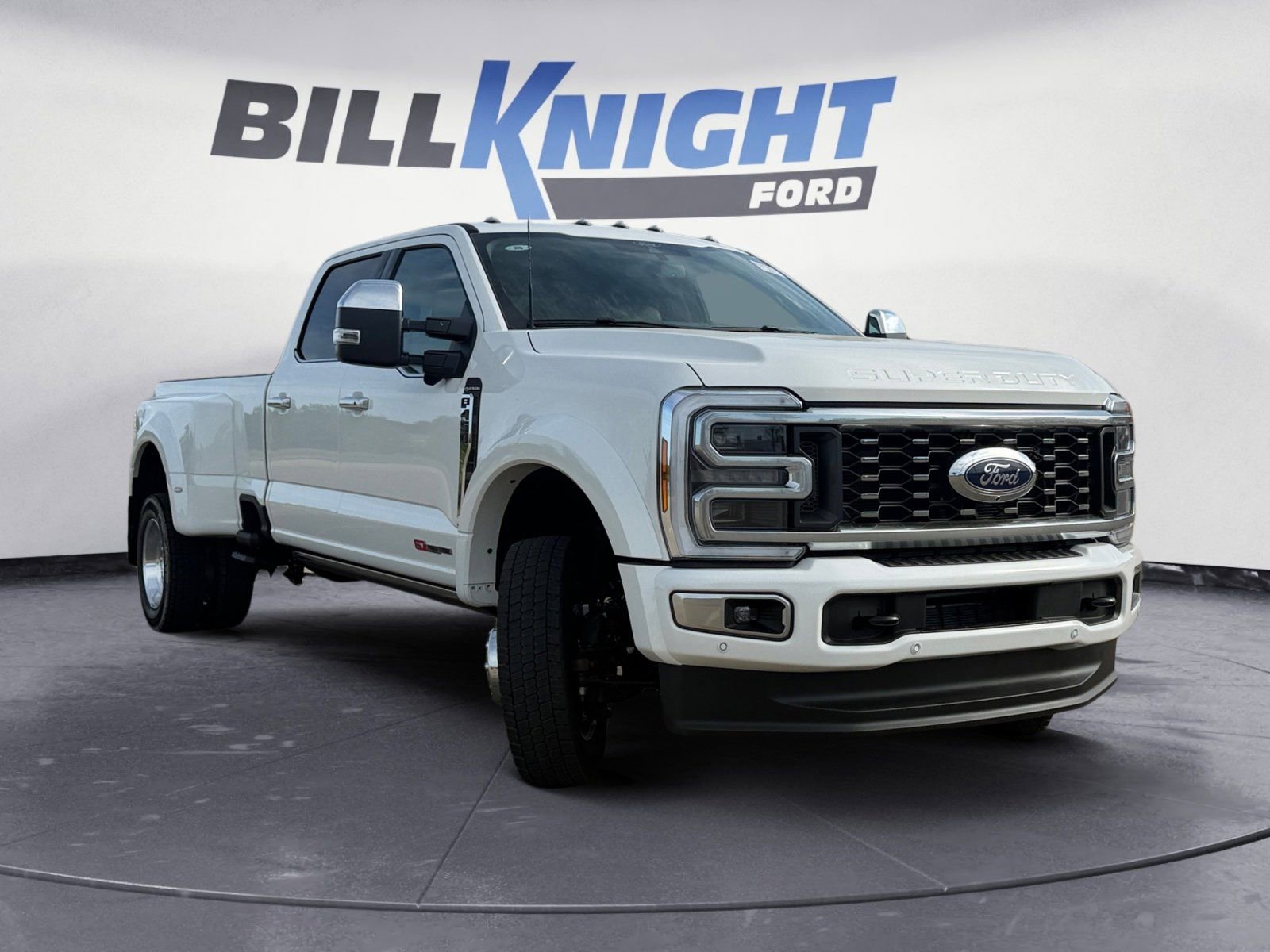 Used 2026 Ford F450 Platinum AWD/4WD image 7