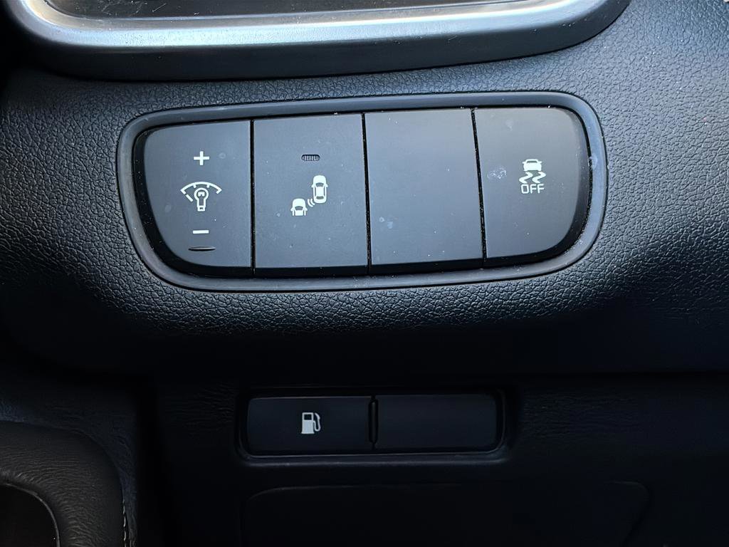 Used 2019 Kia Sorento FWD image 34