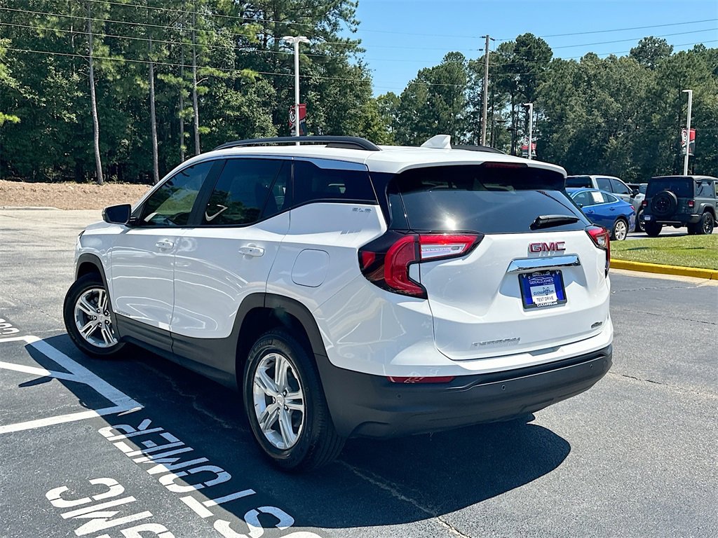 New 2024 GMC Terrain SLE w/ Driver Convenience Package image 6