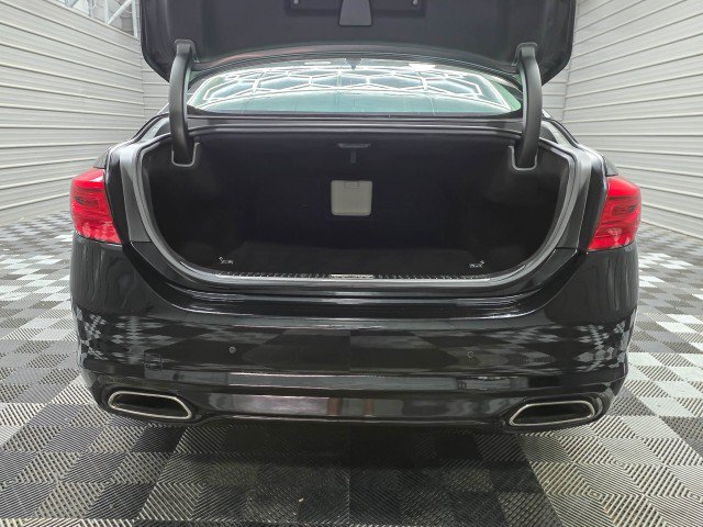 Used 2015 Kia K900 Premium w/ Interior Highline Package RWD image 40