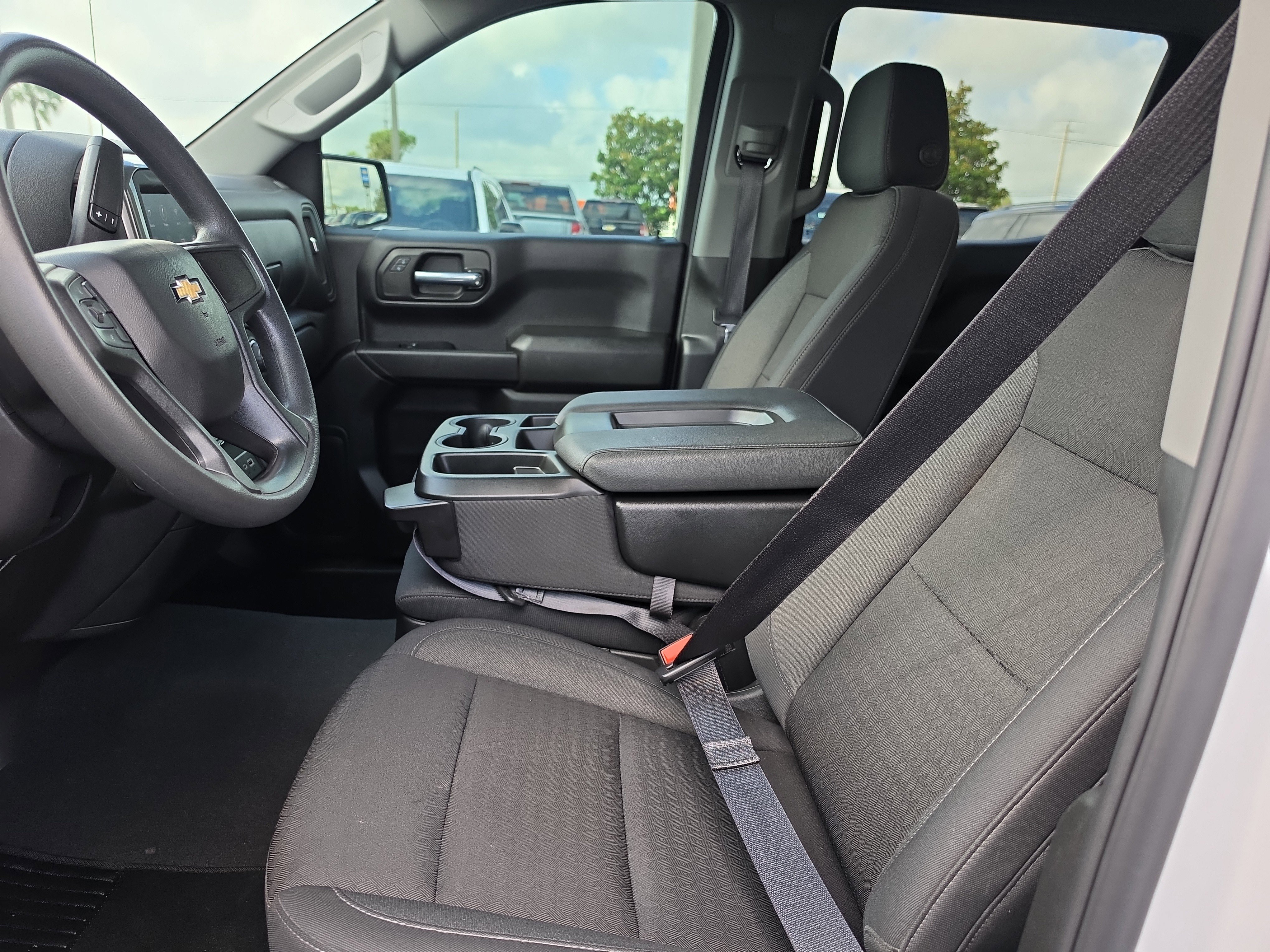 Used 2024 Chevrolet Silverado 1500 Custom w/ Turbomax Blackout Package RWD image 15