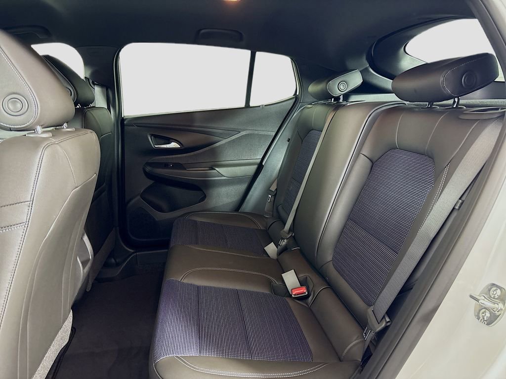 Used 2025 Buick Envista Preferred w/ Convenience I Package image 26