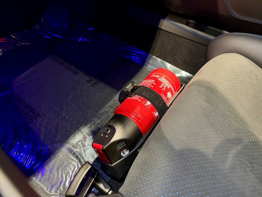 Used 2022 Porsche 911 GT3 w/ Extended Leather Package image 28