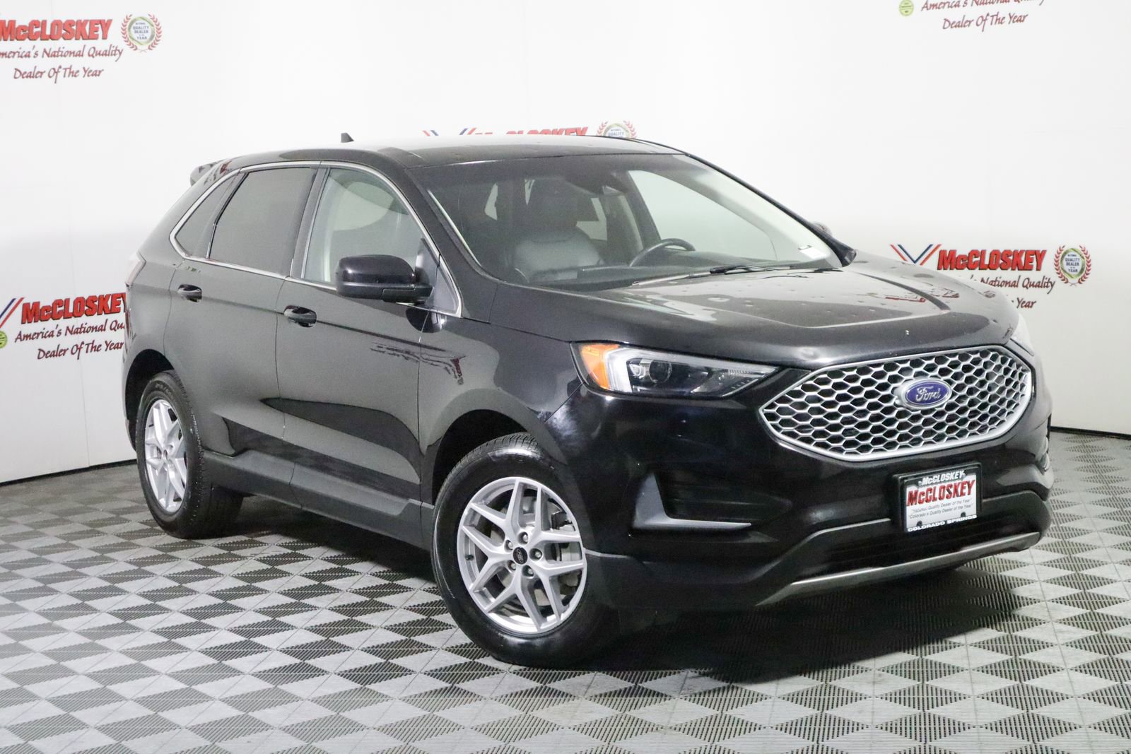 Used 2024 Ford Edge SEL image 3