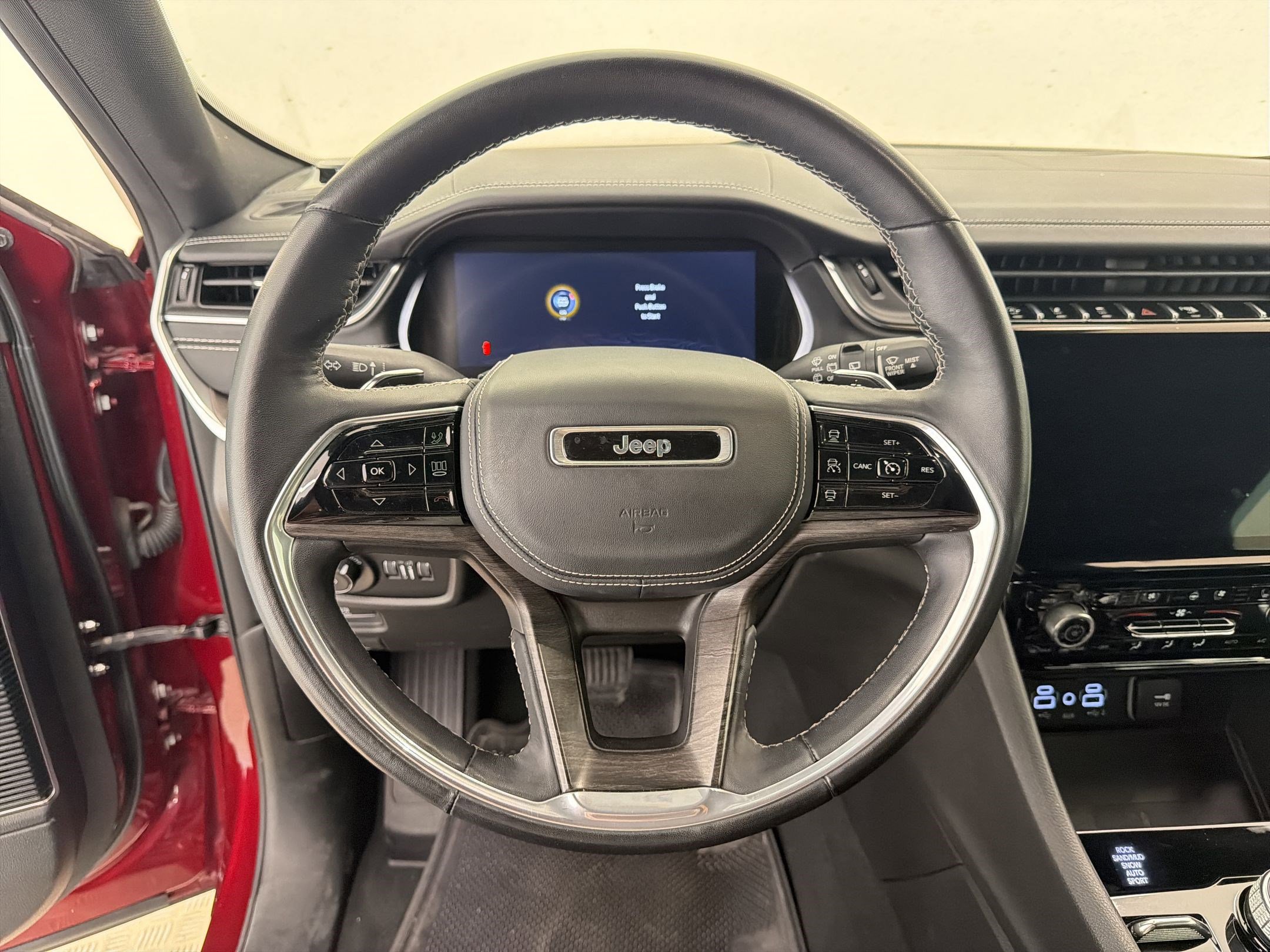 Used 2022 Jeep Grand Cherokee L Overland w/ Luxury Tech Group IV image 18