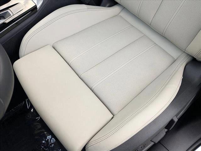 New 2025 Audi Q5 Prestige image 4