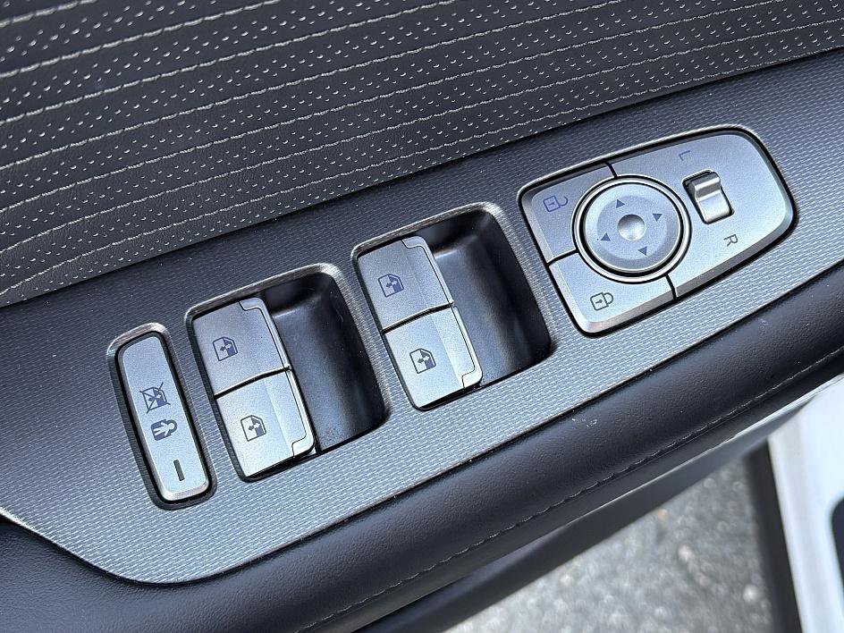 Used 2025 Hyundai Palisade Calligraphy image 19