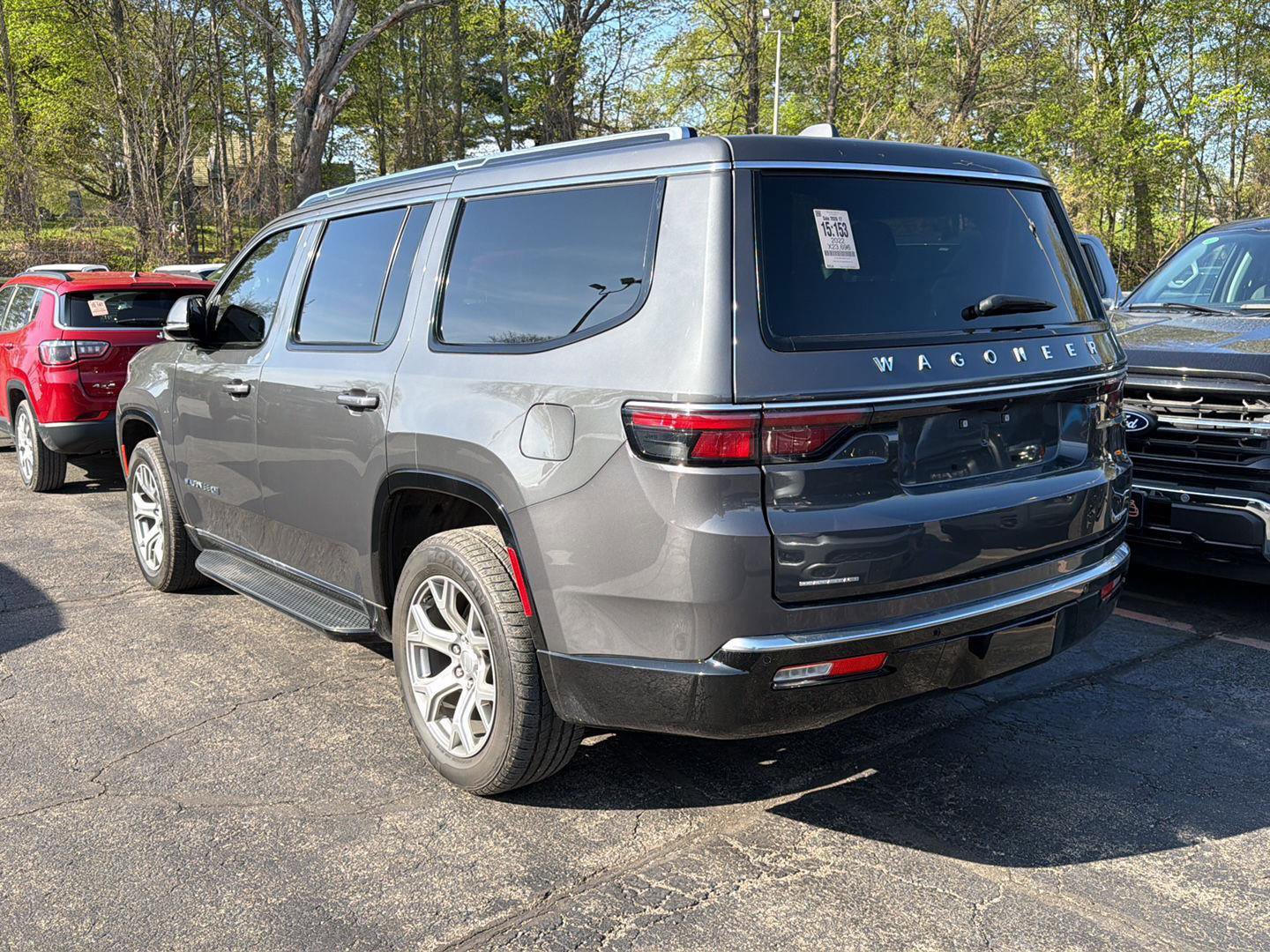 Used 2022 Jeep Wagoneer Series II AWD/4WD image 2