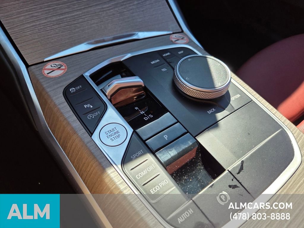 Used 2025 BMW 330i xDrive Sedan image 31