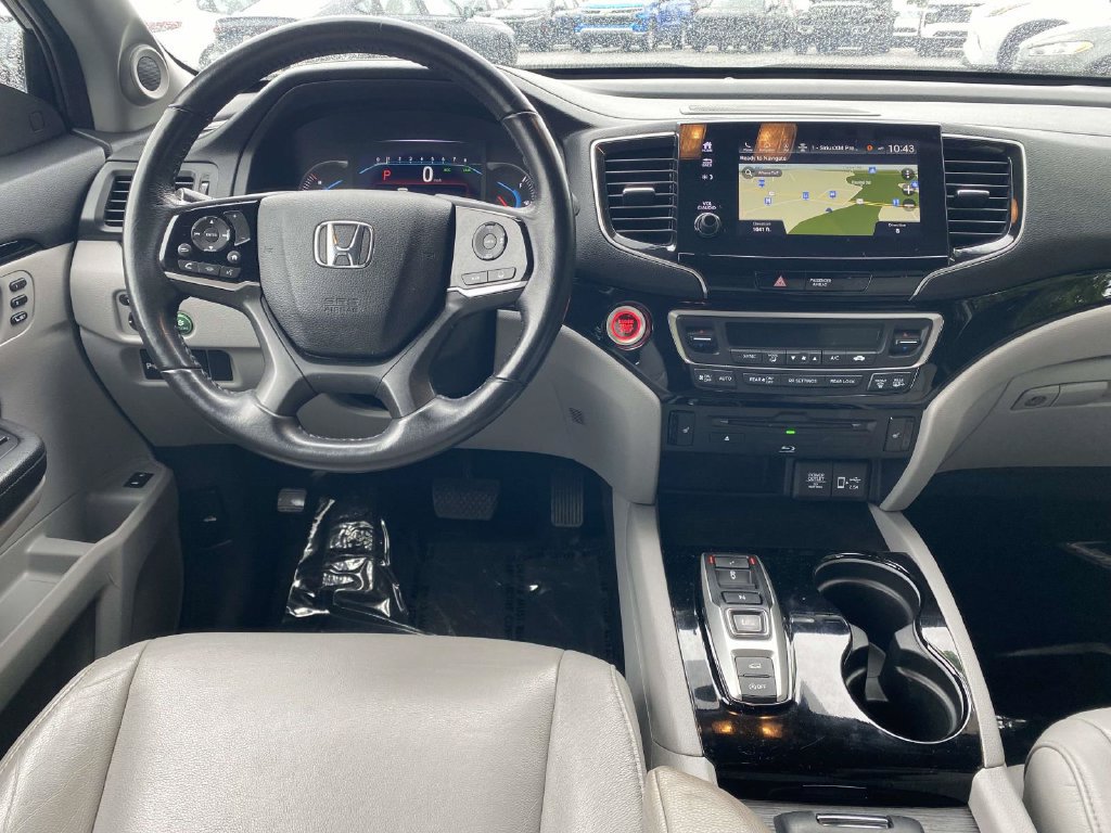 Used 2019 Honda Pilot Touring image 8