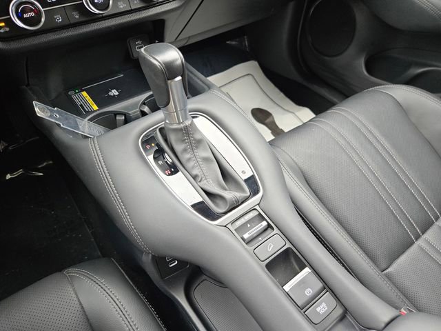 Used 2024 Honda HR-V EX-L image 15